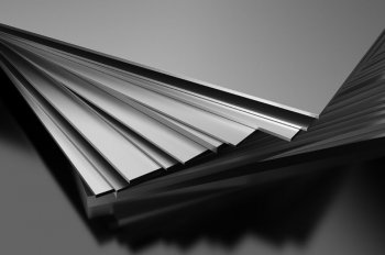 Титановый лист ВТ5-1 2,5*180*240 2,1кг